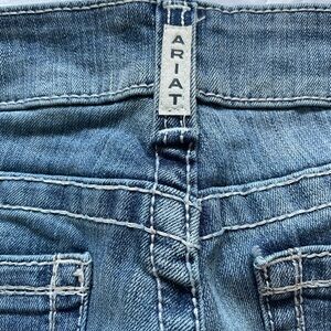 Ariat jeans size 30 like new